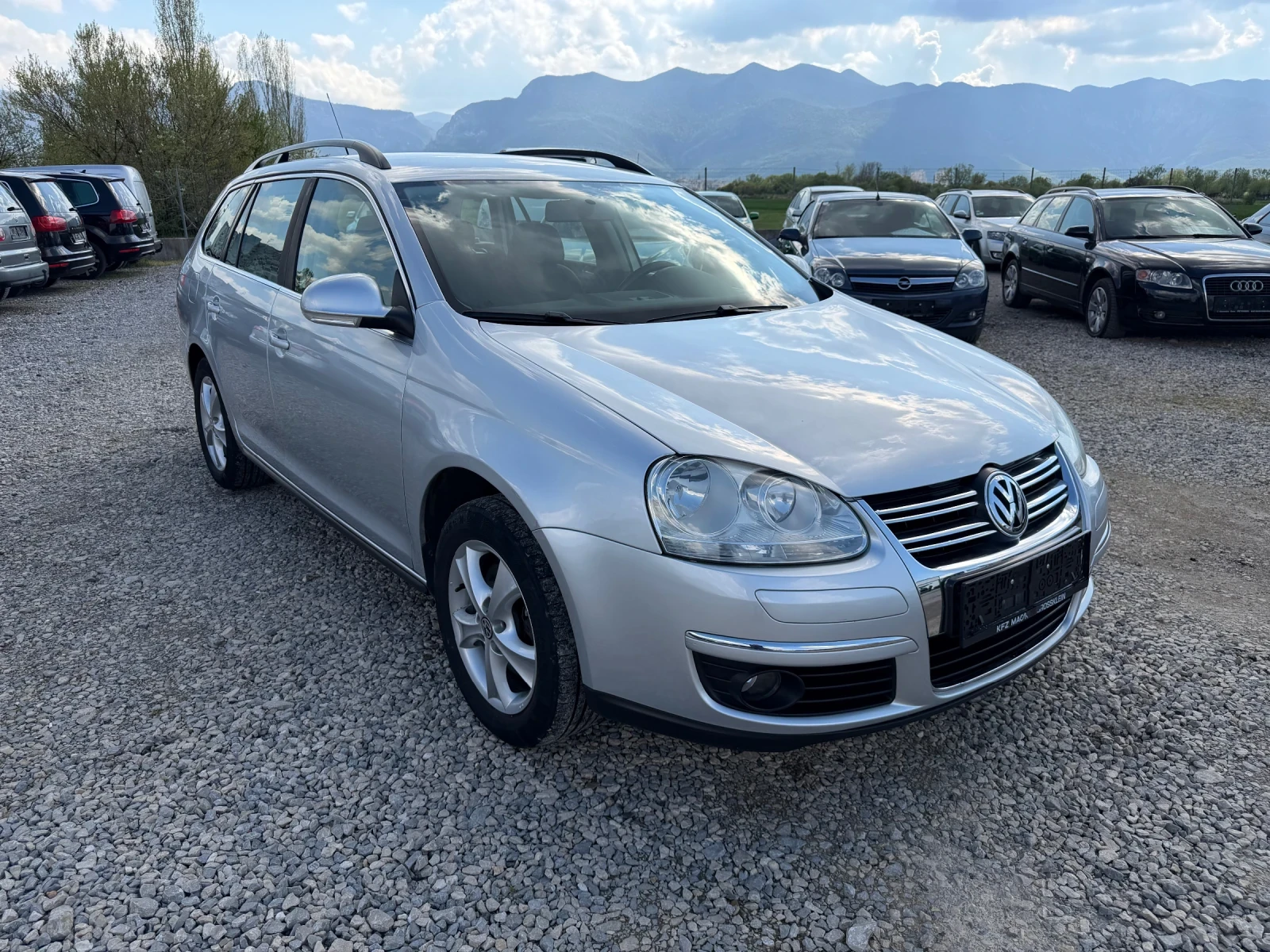 VW Golf 1.9TDI-105PS-4X4, снимка 3 - Автомобили и джипове - 54248258