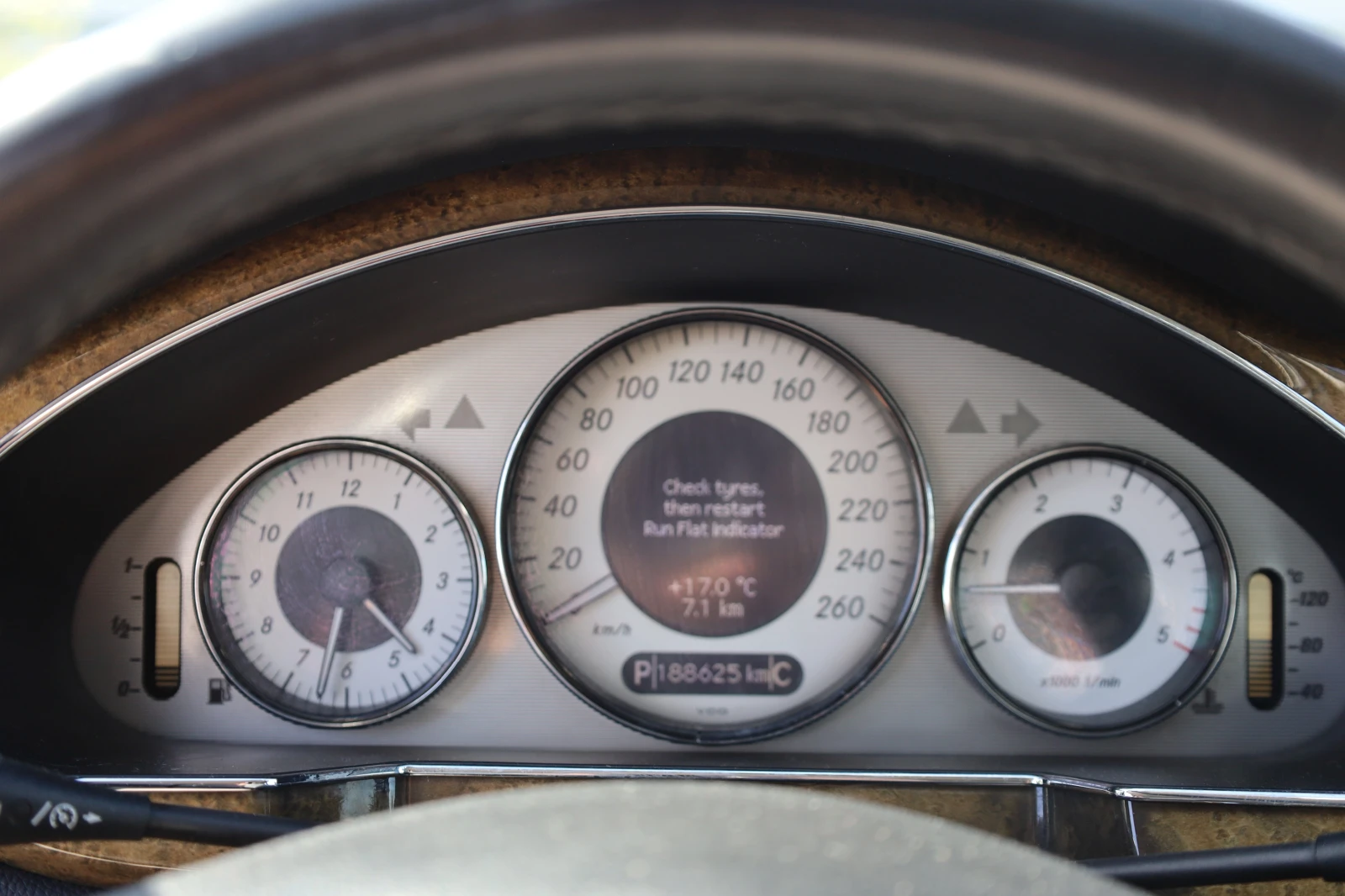 Mercedes-Benz CLS 350 CDI, снимка 11 - Автомобили и джипове - 54340525