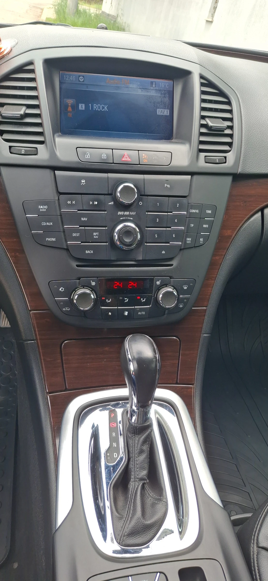Opel Insignia, снимка 16 - Автомобили и джипове - 54494255