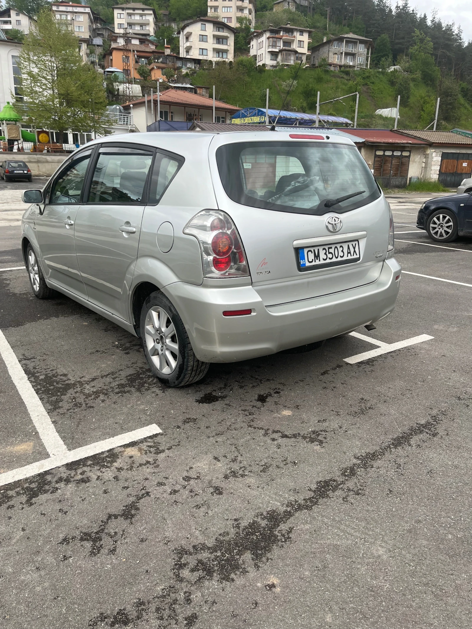 Toyota Corolla verso 2.0, снимка 5 - Автомобили и джипове - 54611584