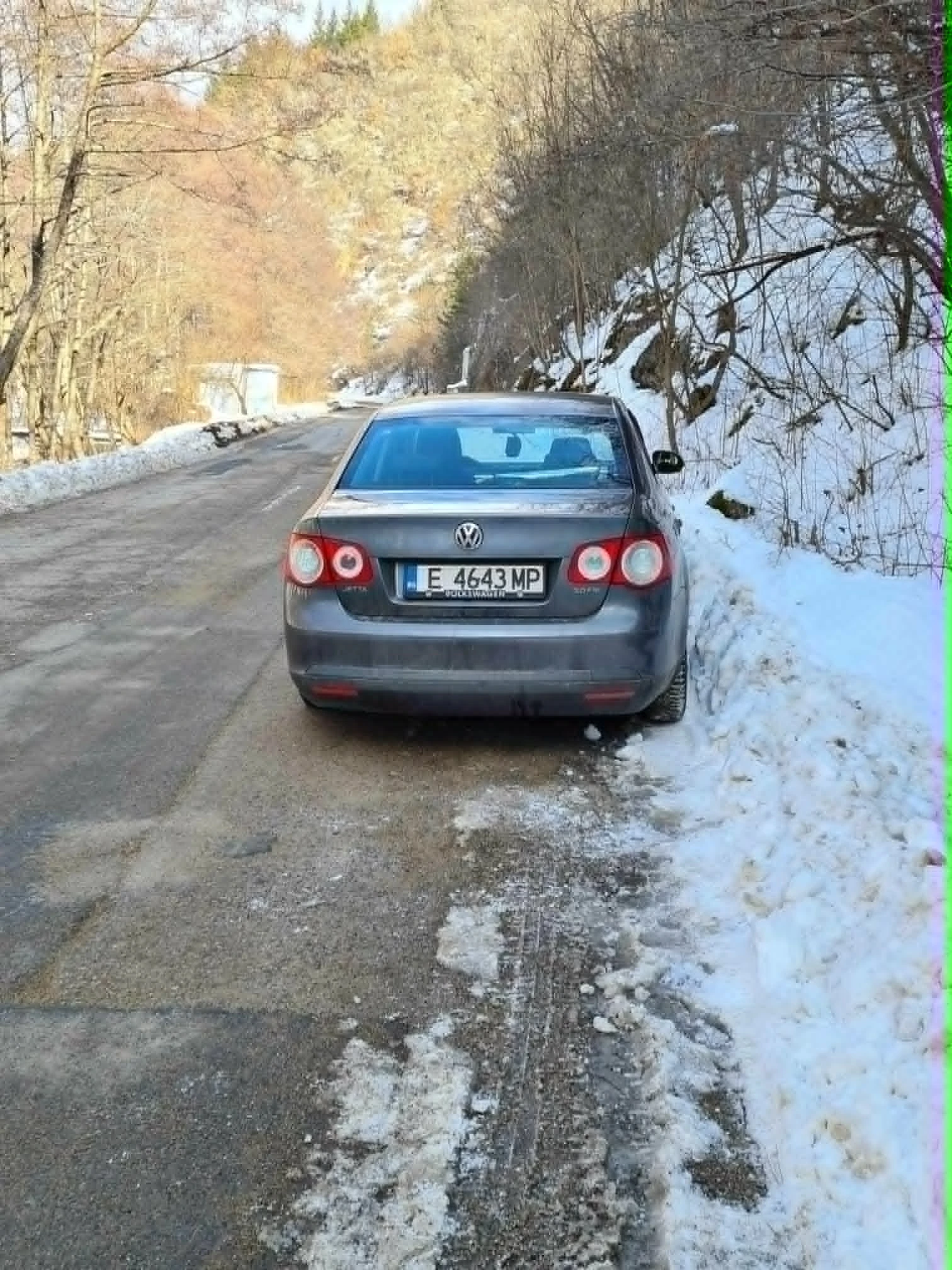 VW Jetta, снимка 4 - Автомобили и джипове - 54696595