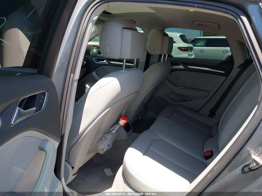 Audi A3 1.8T PREMIUM* КЛИП НА МОТОРА, снимка 8 - Автомобили и джипове - 55008313