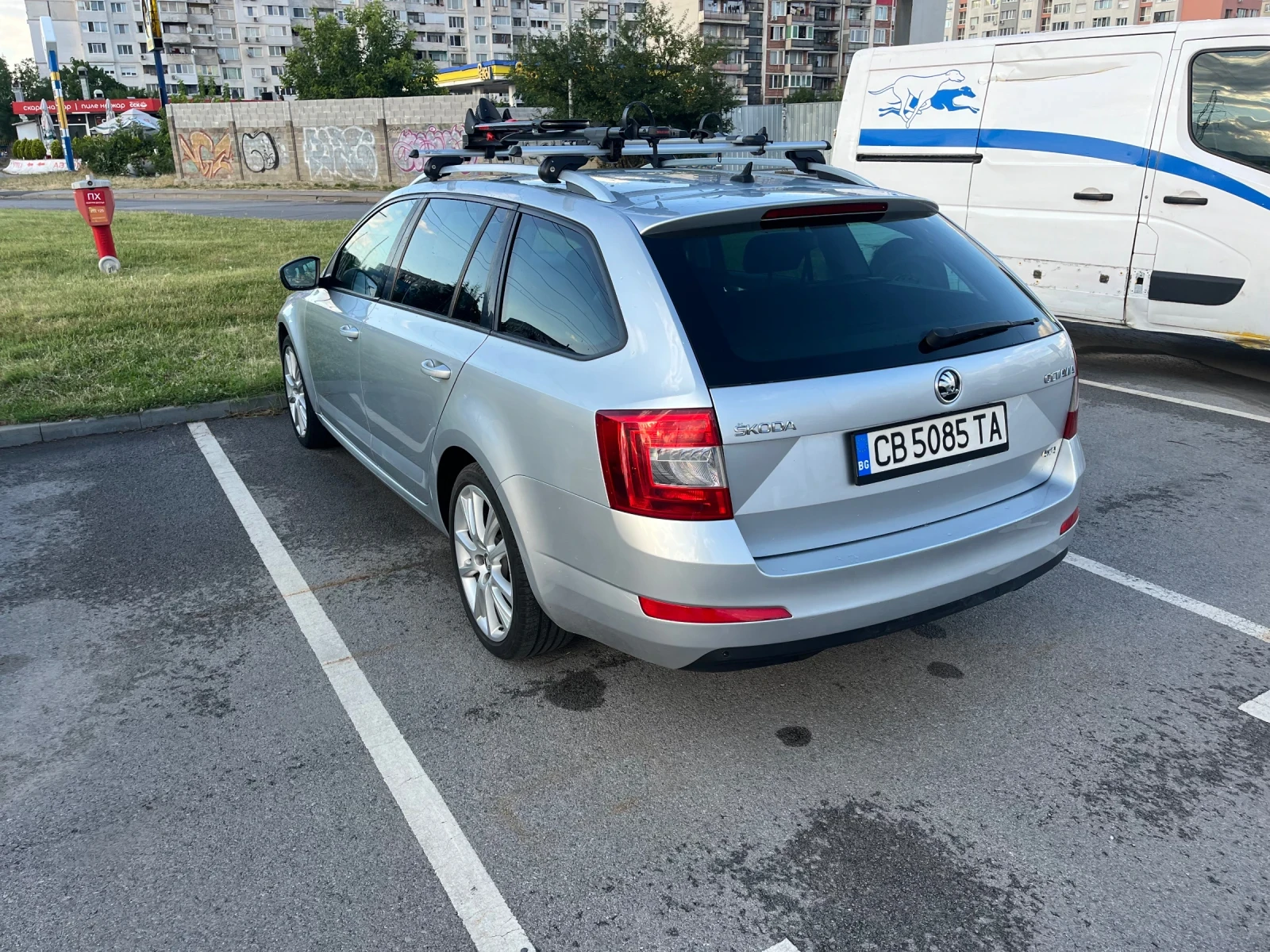 Skoda Octavia 184 к.с./4x4/DSG, снимка 3 - Автомобили и джипове - 55268249