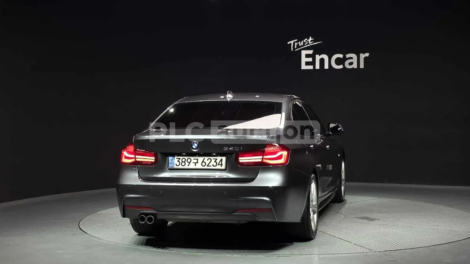 BMW 330 * M PACK * HEAD UP * КАМЕРА * ШИБИДАХ * , снимка 4 - Автомобили и джипове - 55352442