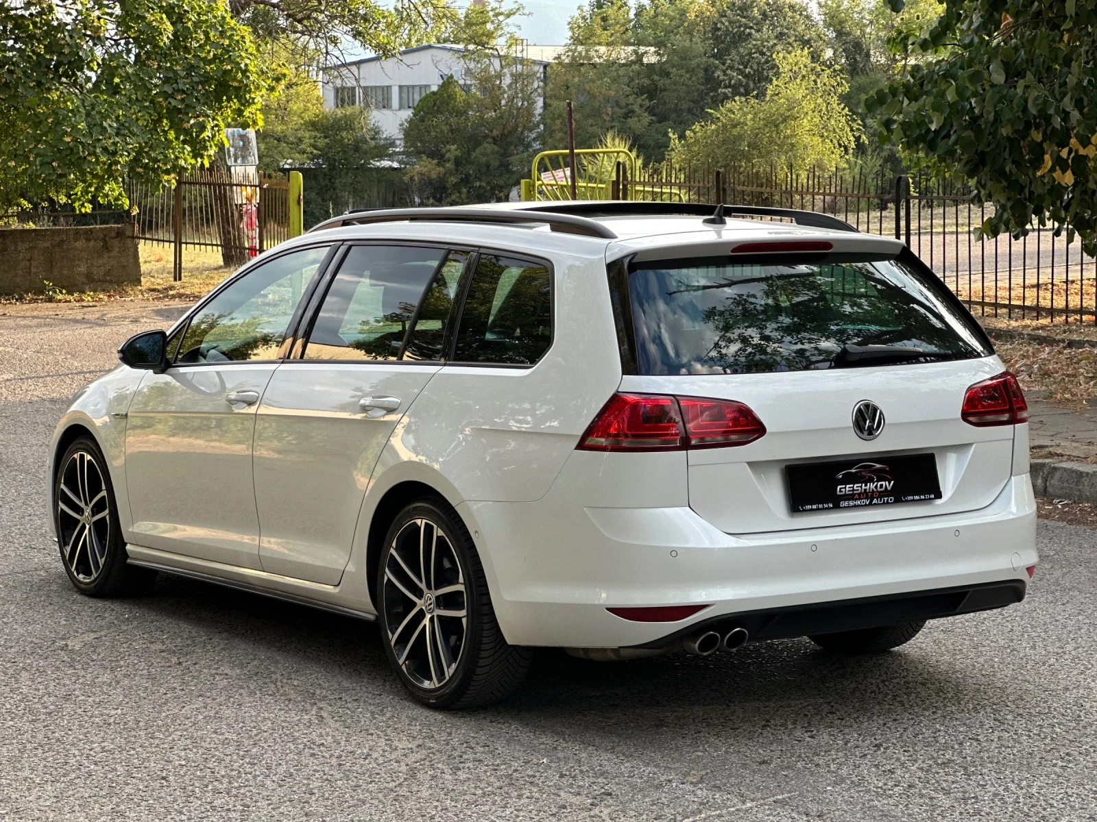 VW Golf GTD/PANORAMA/DISTRONIK/DSG/DYNAUDIO | Mobile.bg � ����������� 6