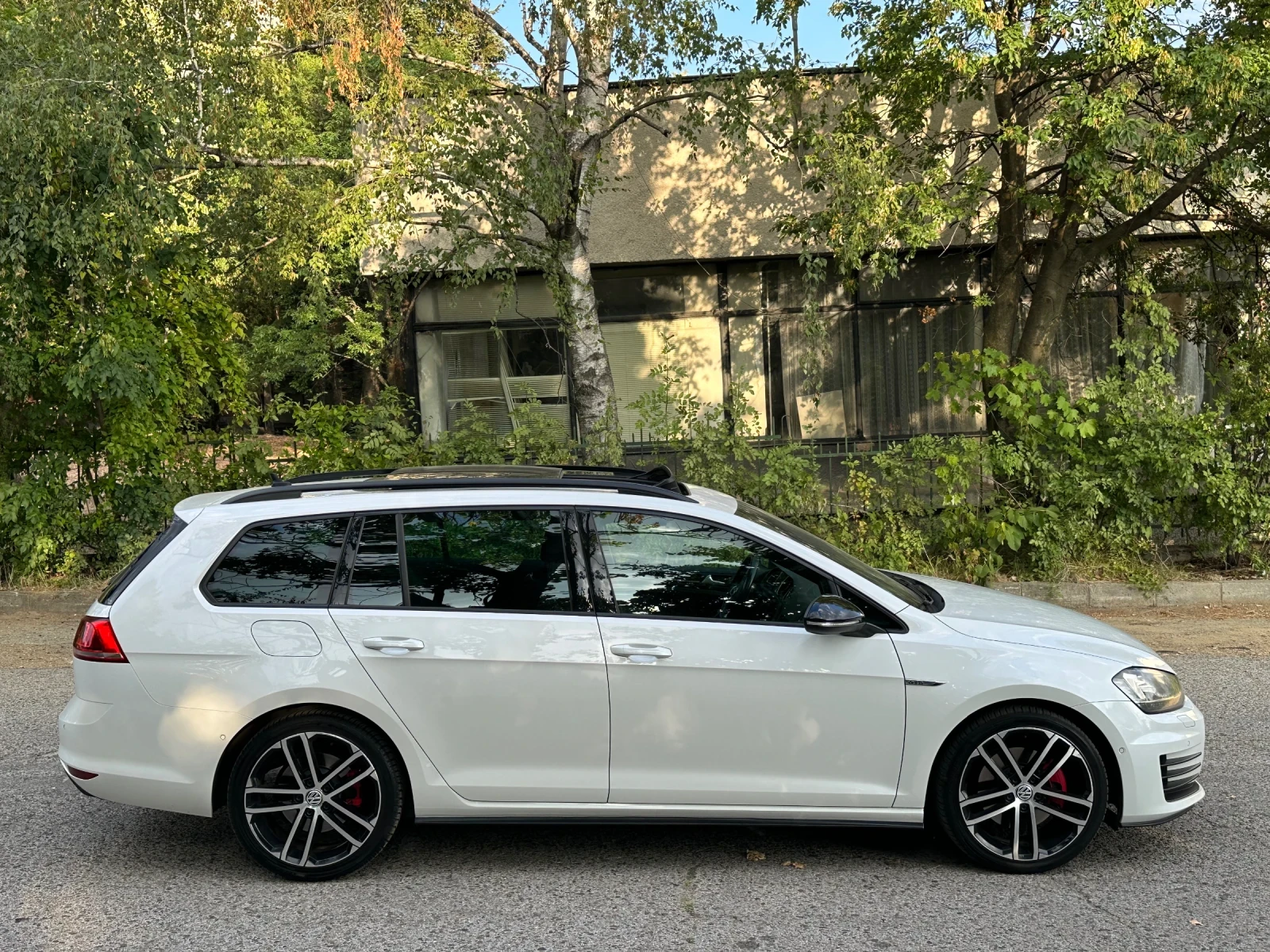 VW Golf GTD/PANORAMA/DISTRONIK/DSG/DYNAUDIO | Mobile.bg � ����������� 8