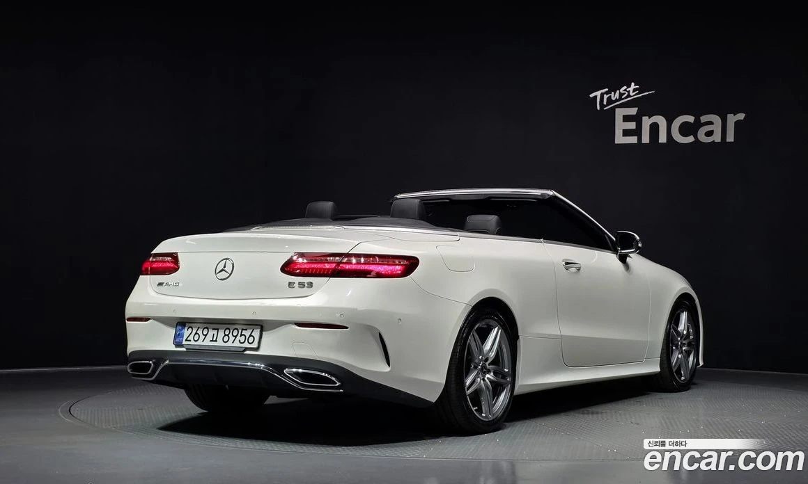 Mercedes-Benz E 220 Cabriolet, снимка 2 - Автомобили и джипове - 55794704