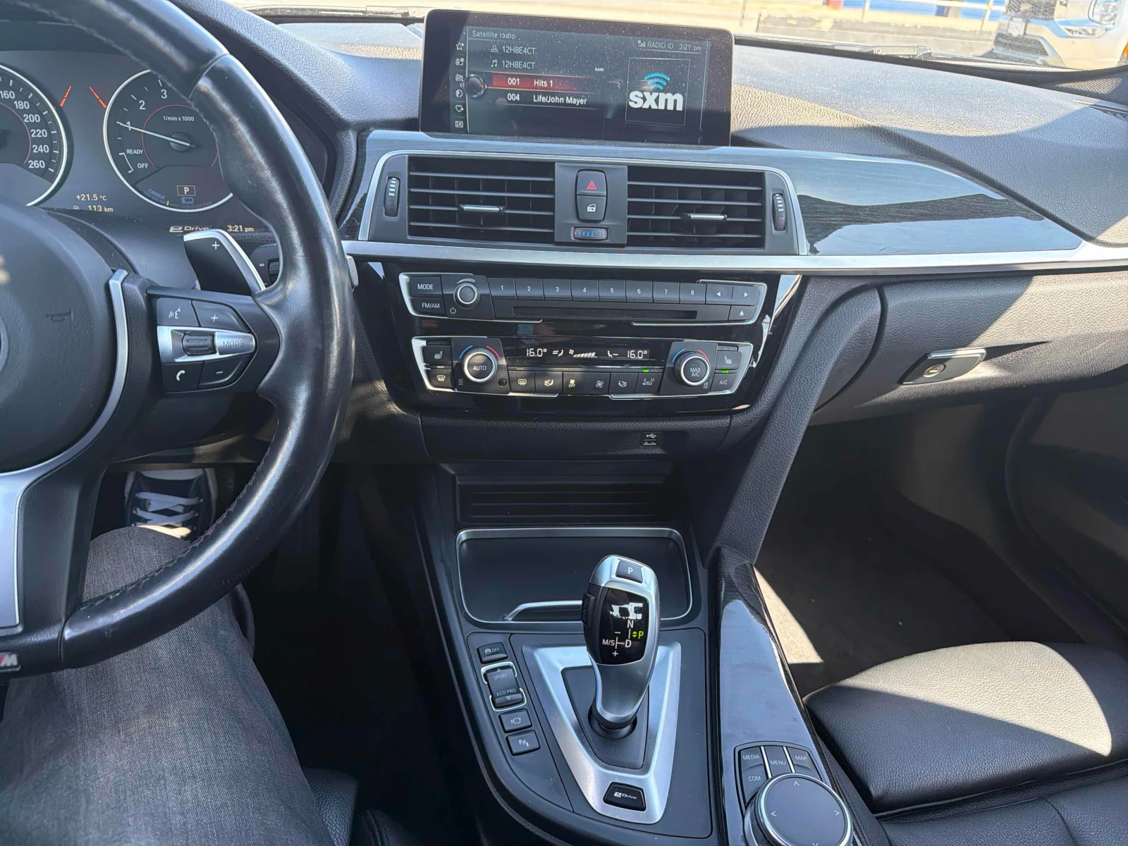 BMW 330 * 330e * АВТОКРЕДИТ БЕЗ ПЪРВОНАЧАЛНА ВНОСКА* , снимка 9 - Автомобили и джипове - 55872792