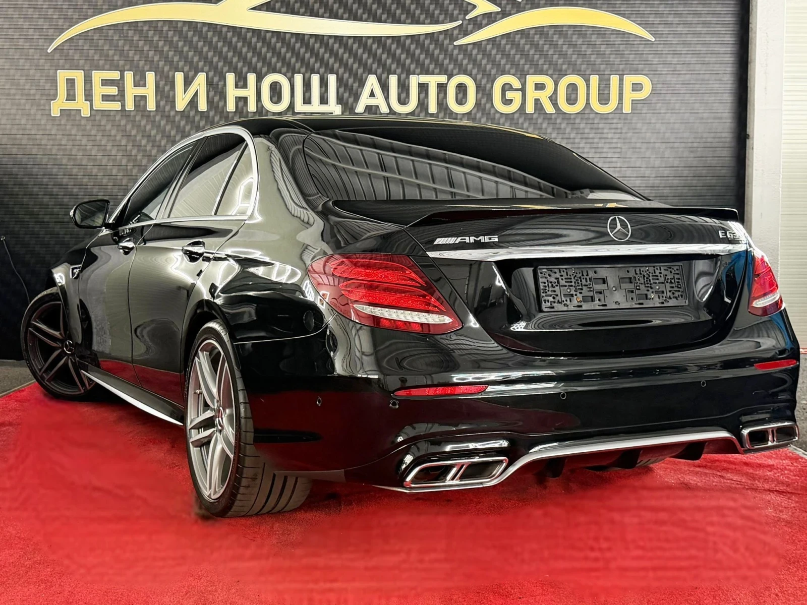 Mercedes-Benz E 63 AMG MERCEDES-BENZ E63 S AMG 4MATIC+ / 612 К.С. / 360  , снимка 4 - Автомобили и джипове - 55938999