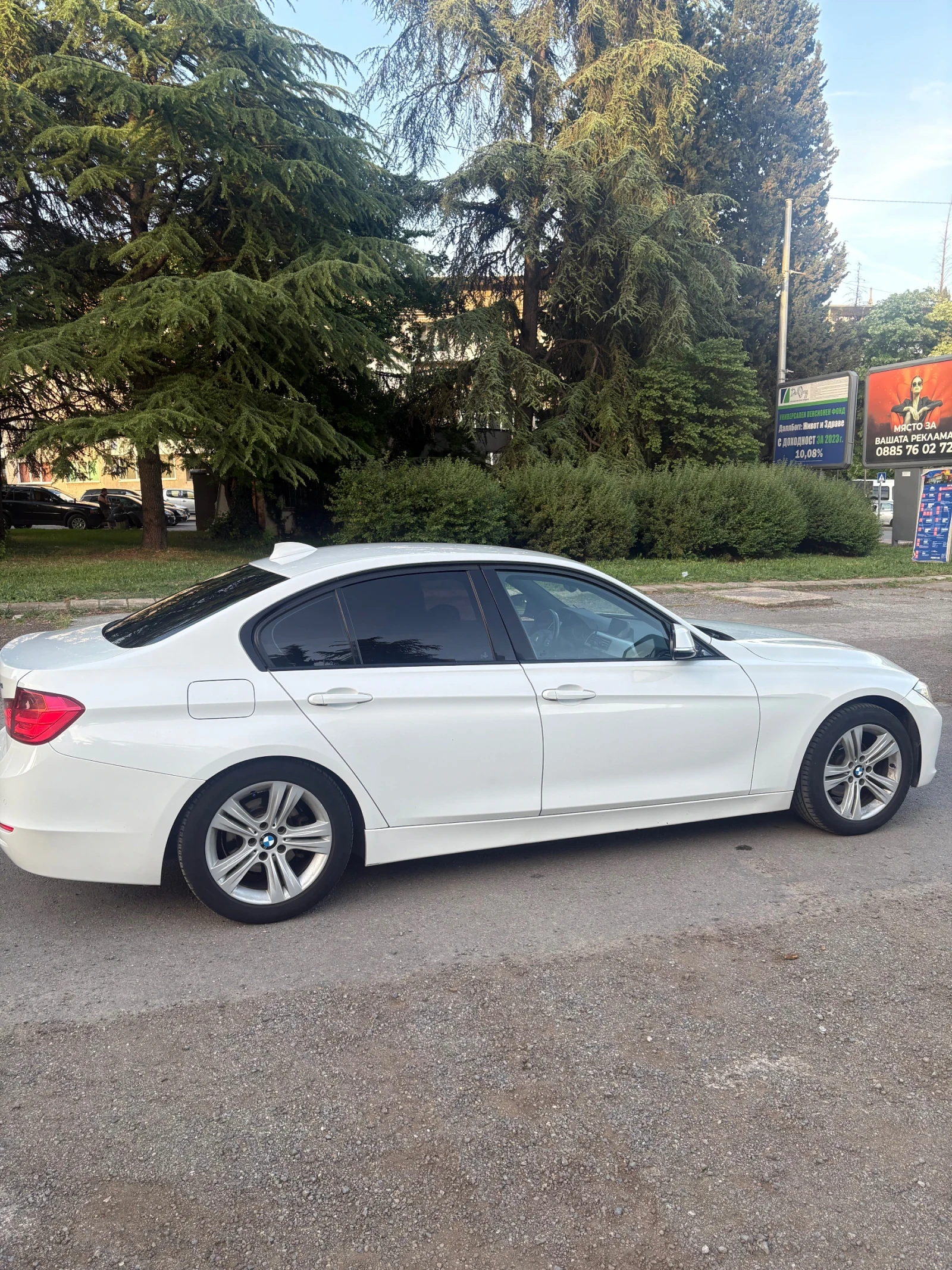 BMW 320, снимка 5 - Автомобили и джипове - 55996006