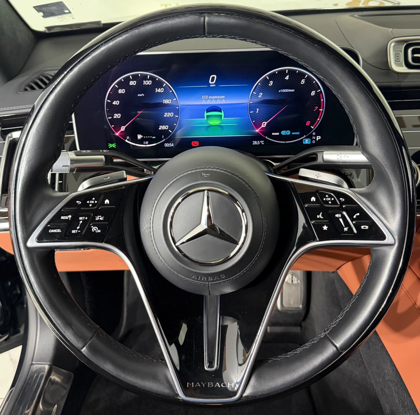 Mercedes-Benz S 580 Maybach* 4Matic* TV* Panoi* Burmester, снимка 17 - Автомобили и джипове - 56129775