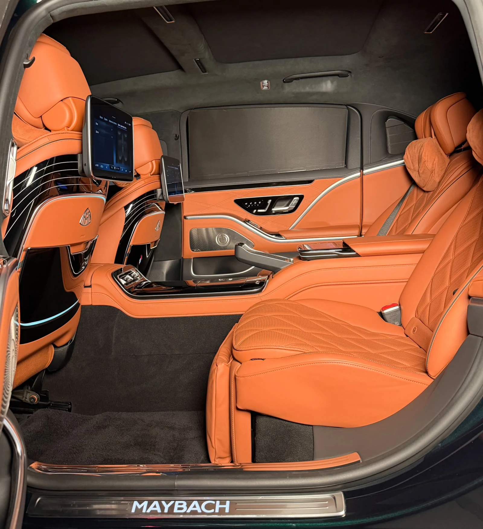 Mercedes-Benz S 580 Maybach* 4Matic* TV* Panoi* Burmester, снимка 15 - Автомобили и джипове - 56129775