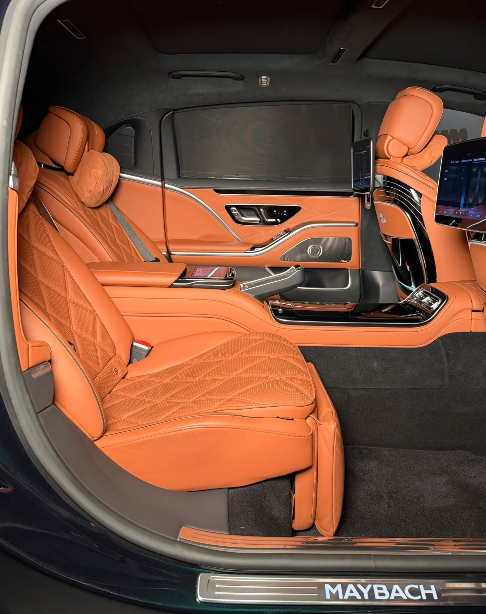 Mercedes-Benz S 580 Maybach* 4Matic* TV* Panoi* Burmester, снимка 14 - Автомобили и джипове - 56129775