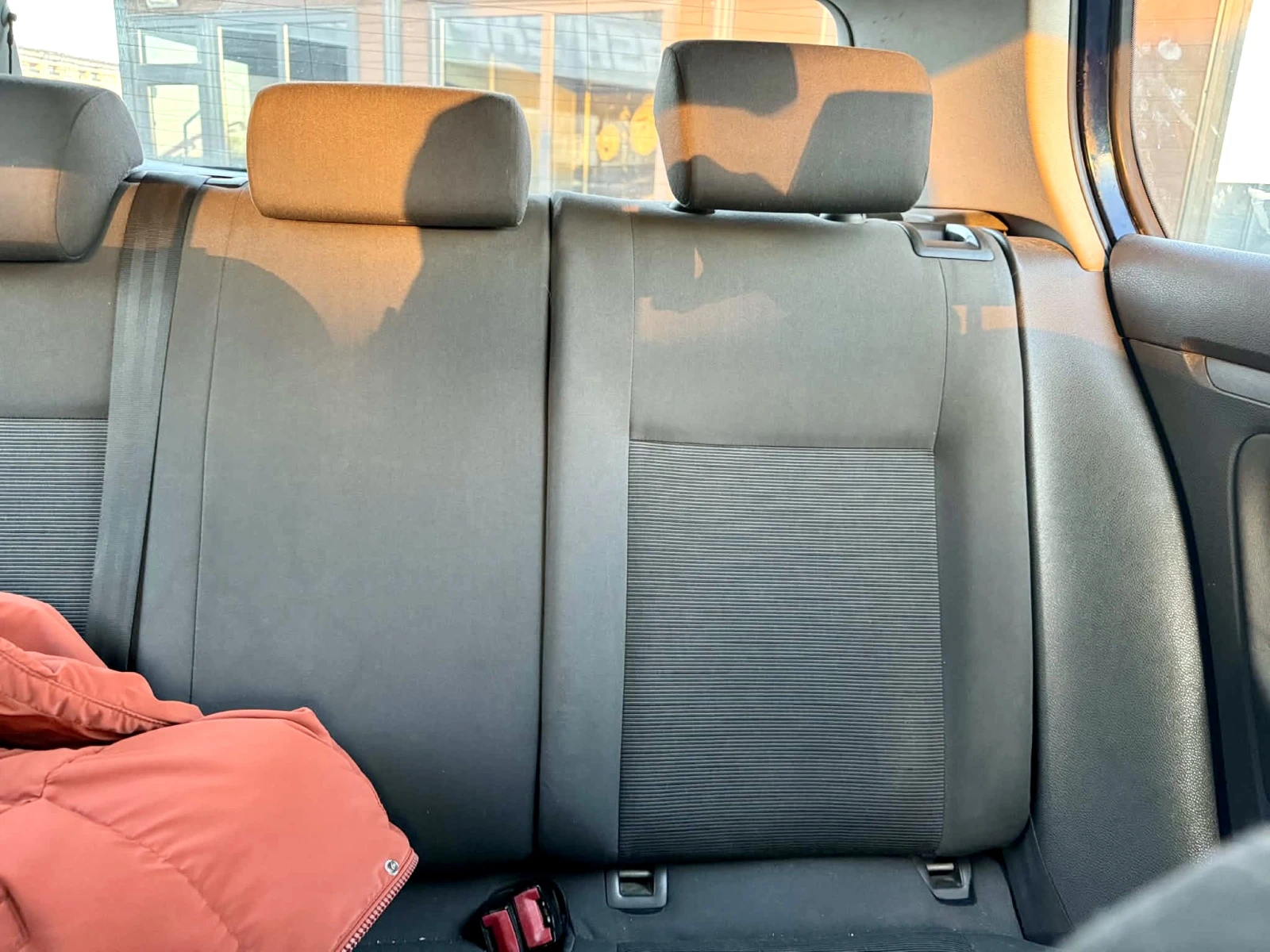 VW Golf 1.9 TDI, снимка 9 - Автомобили и джипове - 56351222