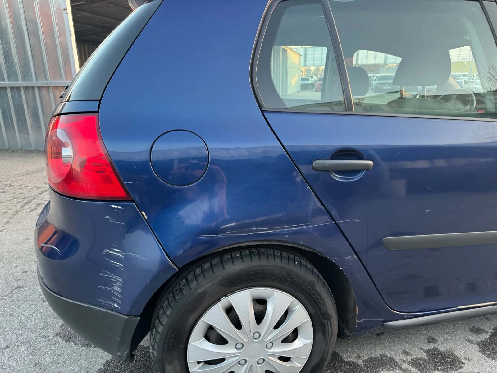VW Golf 1.9 TDI, снимка 4 - Автомобили и джипове - 56351222