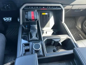 Toyota Tundra * Limited Hybrid * CARFAX *    | Mobile.bg    10
