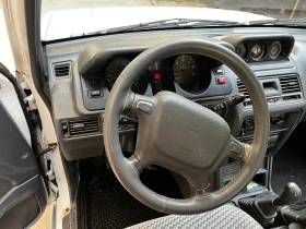 Mitsubishi Pajero 2.5 TDI - 7669 € / 14999.26 лв. - 68358580 4