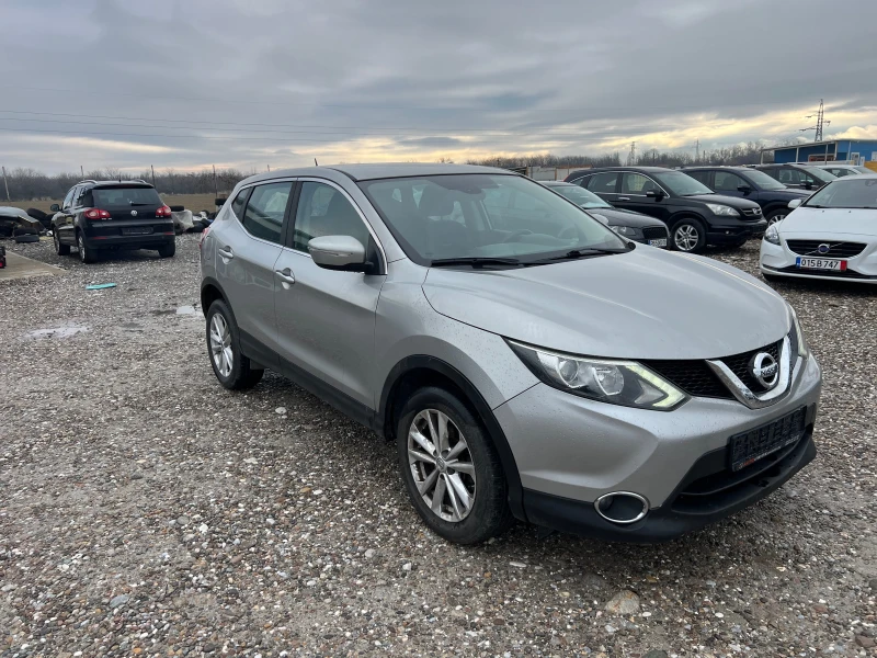 Nissan Qashqai 1.5 DCI, снимка 3 - Автомобили и джипове - 48448905