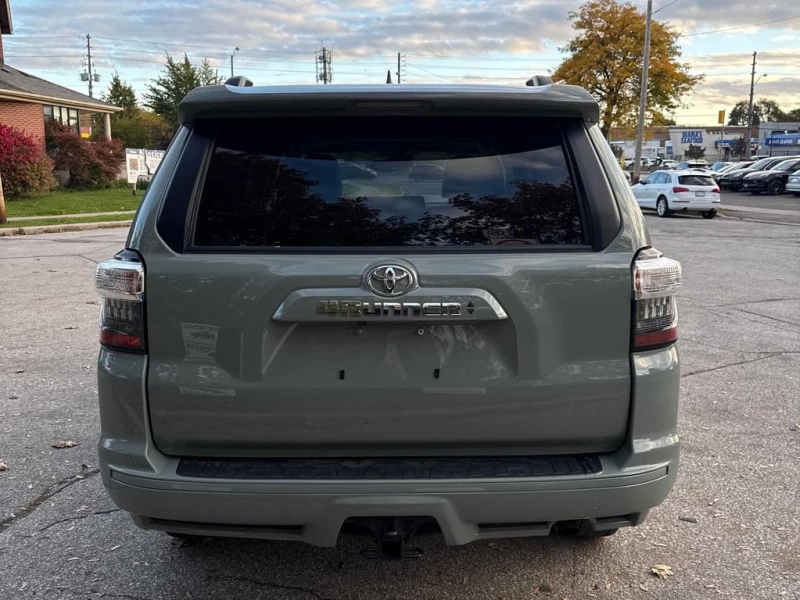 Toyota 4runner * TRD Sport 4WD * CARFAX * БЕЗ ПЪРВОНАЧАЛНА ВНОСКА, снимка 4 - Автомобили и джипове - 52825134