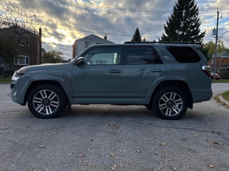 Toyota 4runner * TRD Sport 4WD * CARFAX * БЕЗ ПЪРВОНАЧАЛНА ВНОСКА, снимка 2 - Автомобили и джипове - 52825134