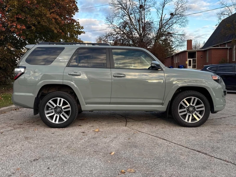 Toyota 4runner * TRD Sport 4WD * CARFAX * БЕЗ ПЪРВОНАЧАЛНА ВНОСКА, снимка 3 - Автомобили и джипове - 52825134