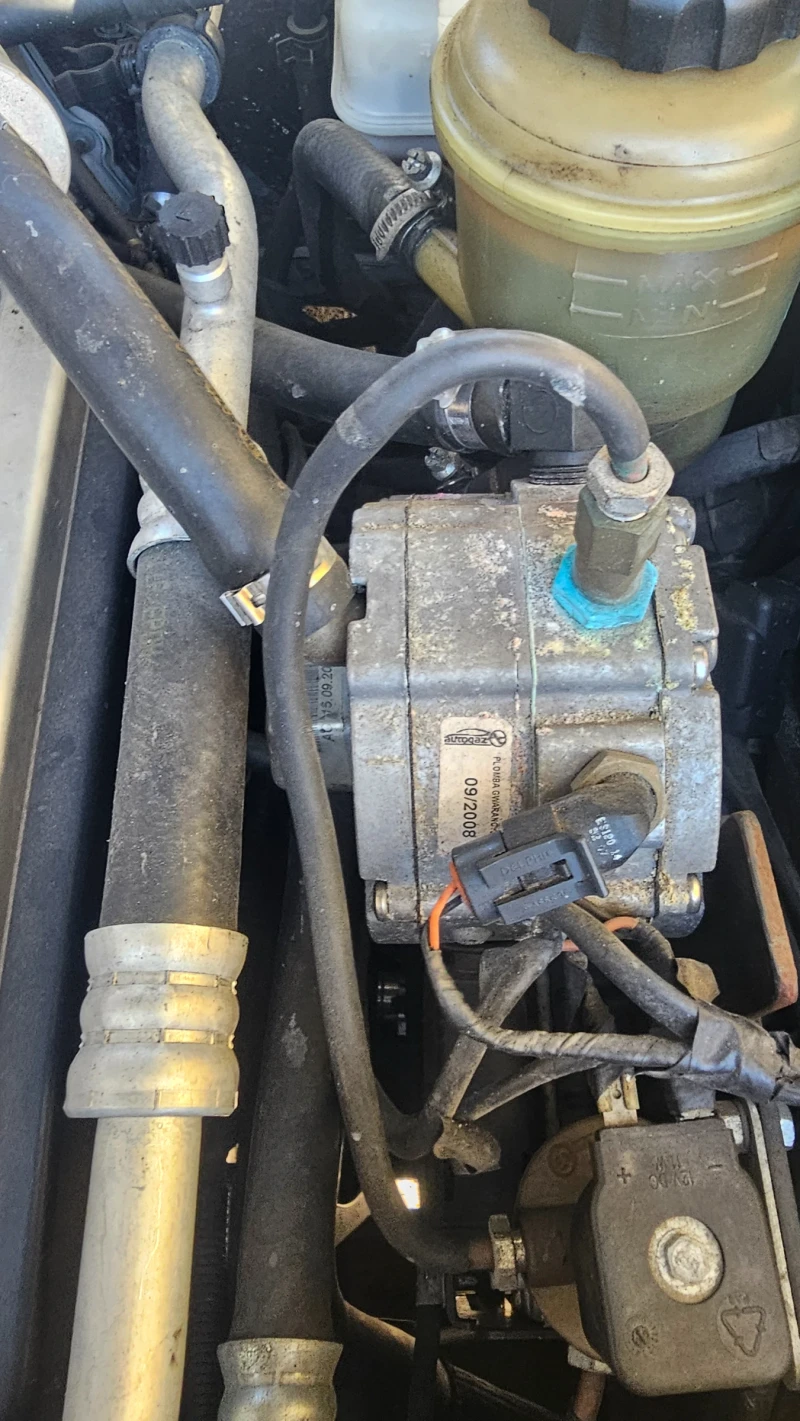 Chevrolet Captiva 2.4 dw, снимка 15 - Автомобили и джипове - 52928876