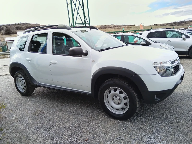 Dacia Duster 1.5D. 4x4, снимка 3 - Автомобили и джипове - 53572880