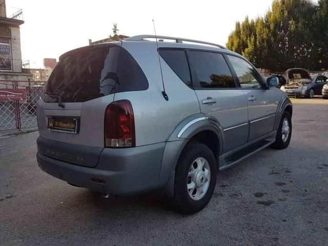 SsangYong Rexton 2.7, снимка 3 - Автомобили и джипове - 47294989