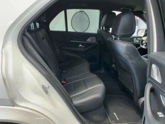 Mercedes-Benz GLE 400 * d 4Matic AMG Line* АВТОФИНАНСИРАНЕ*  - изображение 9