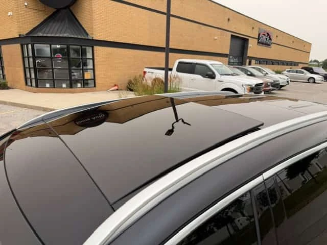 Mercedes-Benz GLC 300 * CARFAX * 360 КАМЕРА * СЛЕДЕНЕ НА ЛЕНТИ * ПАНО, снимка 15 - Автомобили и джипове - 55483408