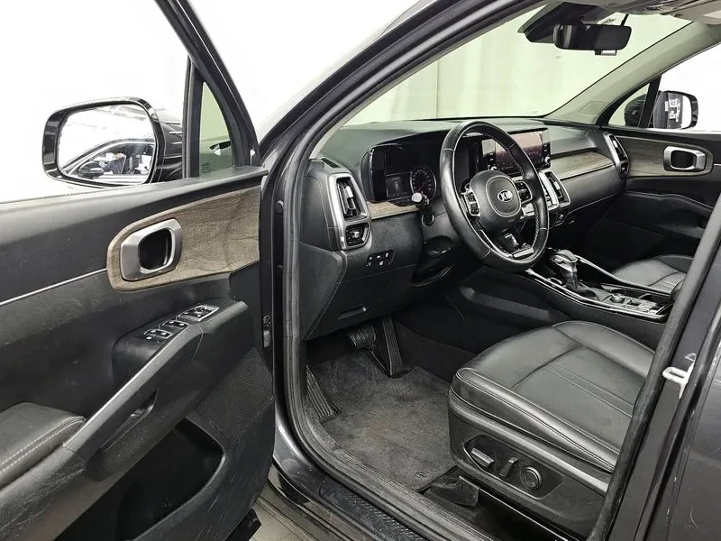 Kia Sorento 2.2 CRDI 4WD - САМО 30% АВАНС, снимка 10 - Автомобили и джипове - 56018157