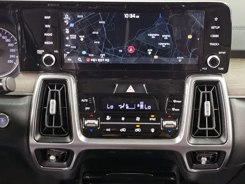 Kia Sorento 2.2 CRDI 4WD - САМО 30% АВАНС, снимка 14 - Автомобили и джипове - 56018157