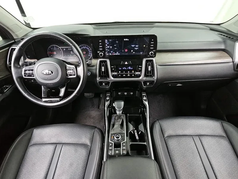 Kia Sorento 2.2 CRDI 4WD - САМО 30% АВАНС, снимка 7 - Автомобили и джипове - 56018157