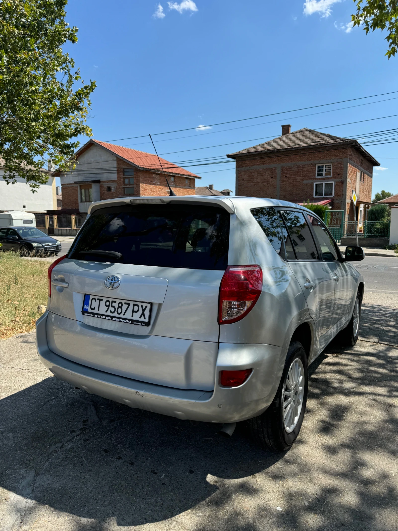 Toyota Rav4 2.0 DIESEL AUSTRIA - изображение 5