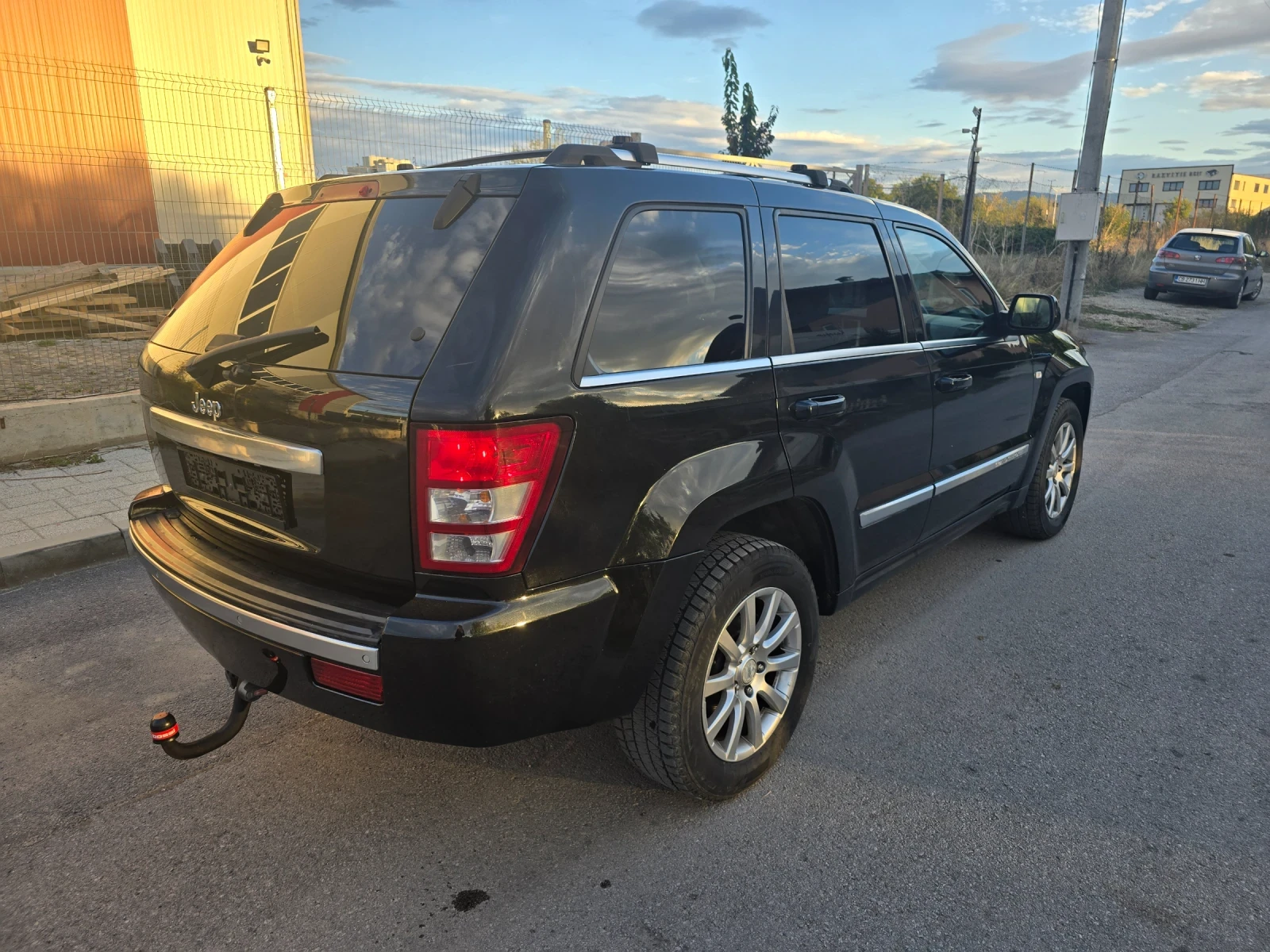 Jeep Grand cherokee 3.0CRD OVERLAND Facelift - изображение 5