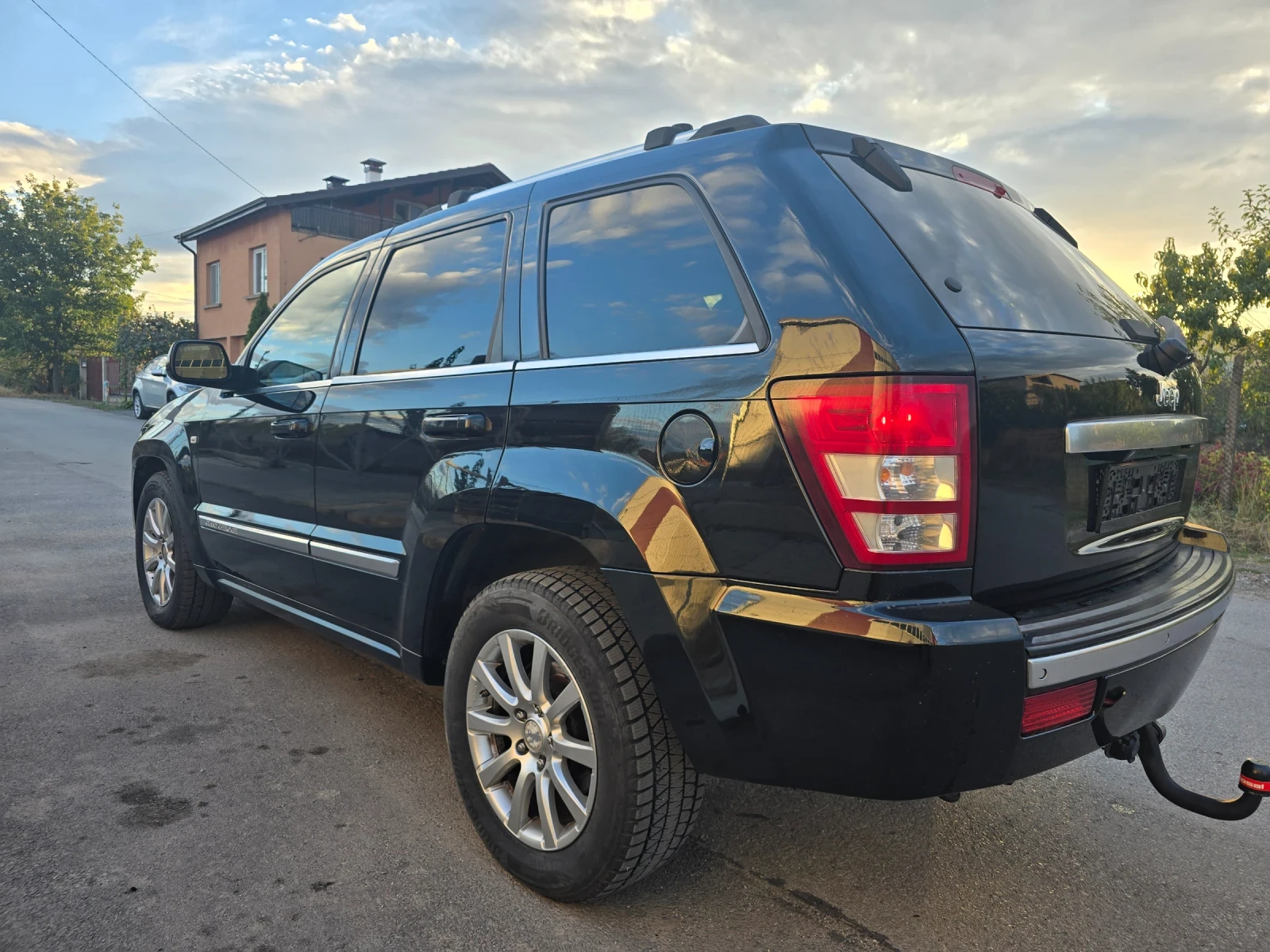 Jeep Grand cherokee 3.0CRD OVERLAND Facelift - изображение 3
