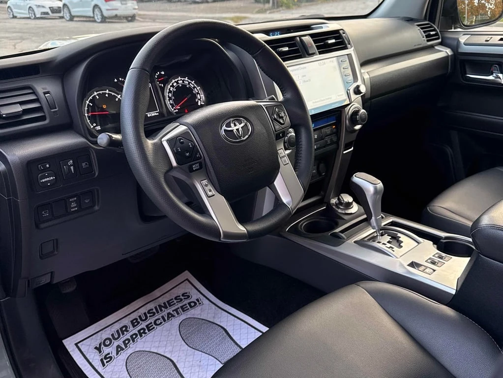 Toyota 4runner * TRD Sport 4WD * CARFAX * БЕЗ ПЪРВОНАЧАЛНА ВНОСКА - изображение 5