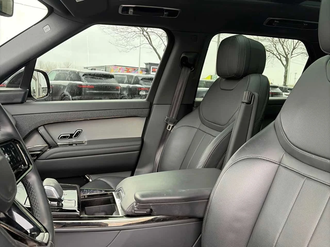 Land Rover Range Rover Sport * Dynamic HSE * ПАМЕТ * ОБДУХВАНЕ * 360 * КАМЕРА, снимка 5 - Автомобили и джипове - 53818522