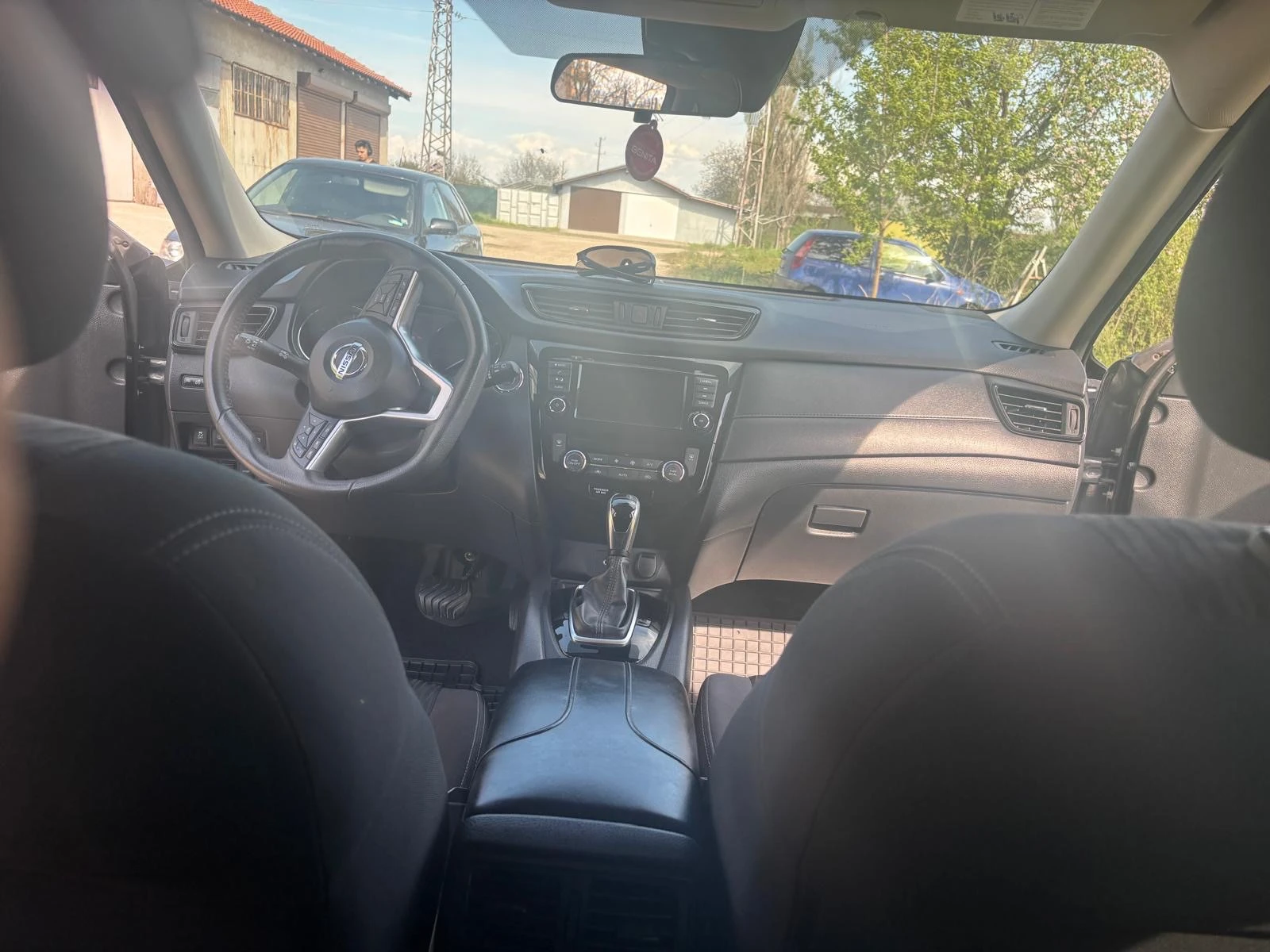 Nissan Rogue 2.5i LPG, снимка 7 - Автомобили и джипове - 54395989