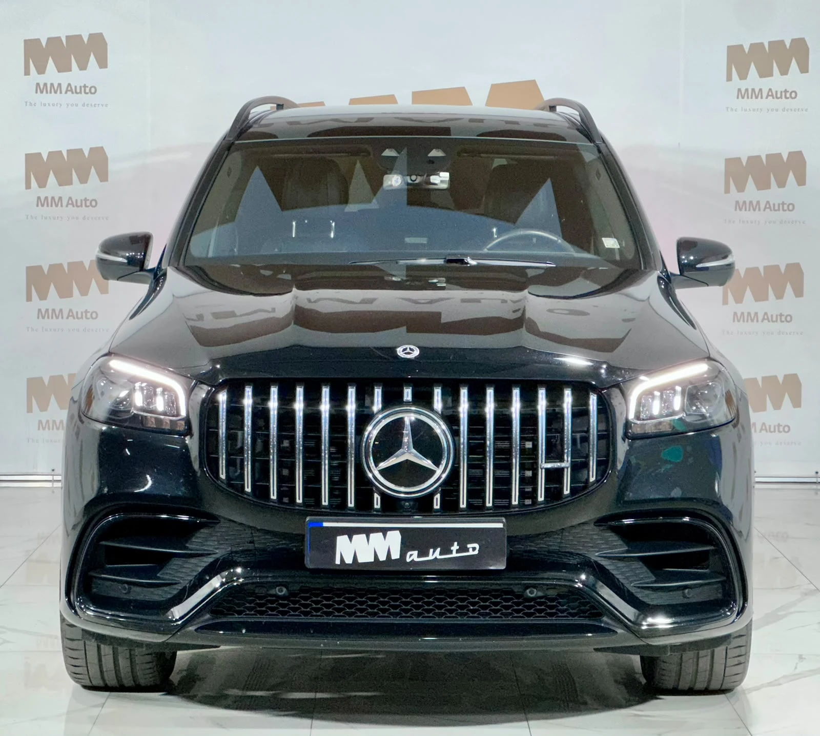 Mercedes-Benz GLS 63 AMG HuD* Pano* 360* 7места, снимка 3 - Автомобили и джипове - 55347768