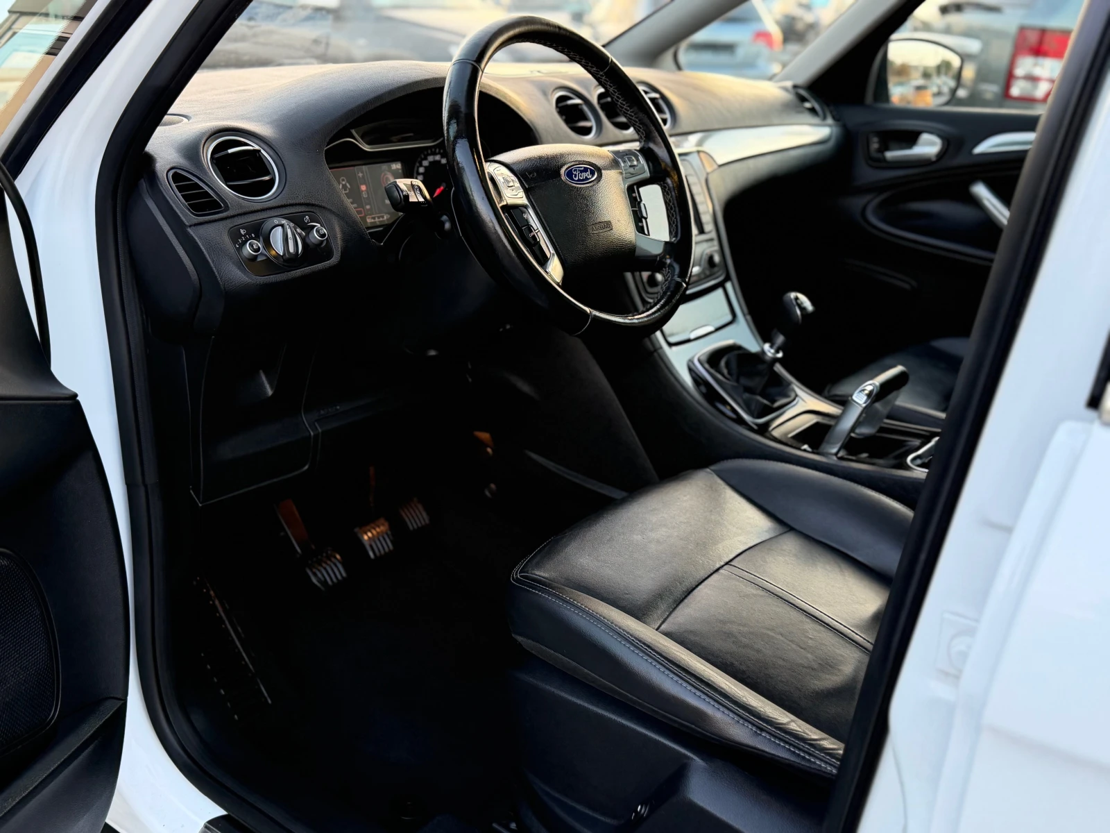 Ford S-Max * TITANIUM* 2.0-163* ��������* NAVI* LED*  | Mobile.bg � ����������� 14