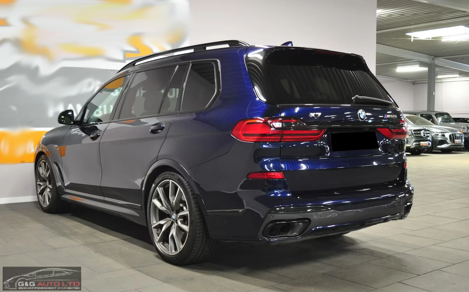 BMW X7 M50i/530HP/xDrive/M-SPORT/PANO/360/MASSAGE/532q, снимка 4 - Автомобили и джипове - 55406587