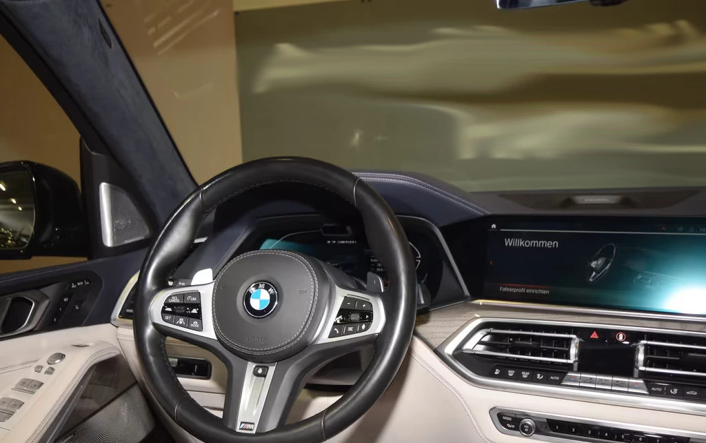 BMW X7 M50i/530HP/xDrive/M-SPORT/PANO/360/MASSAGE/532q, снимка 8 - Автомобили и джипове - 55406587