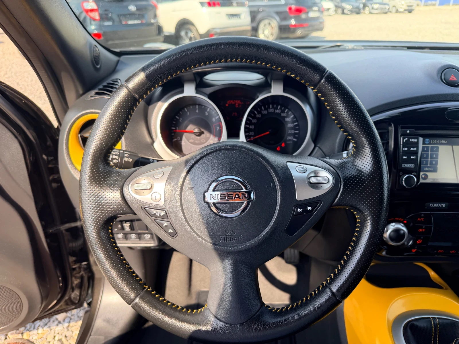 Nissan Juke 1.2 TEKNA, снимка 9 - Автомобили и джипове - 55943029