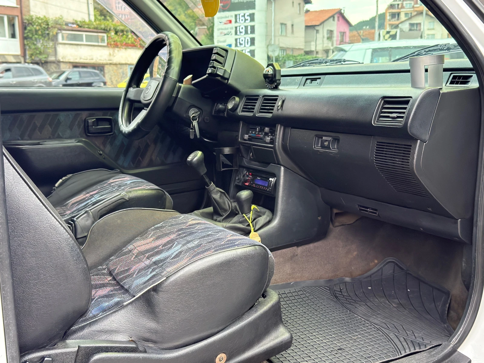 Opel Frontera 2.0i 4x4/Бързи-Бавни/Климатик, снимка 14 - Автомобили и джипове - 56049406