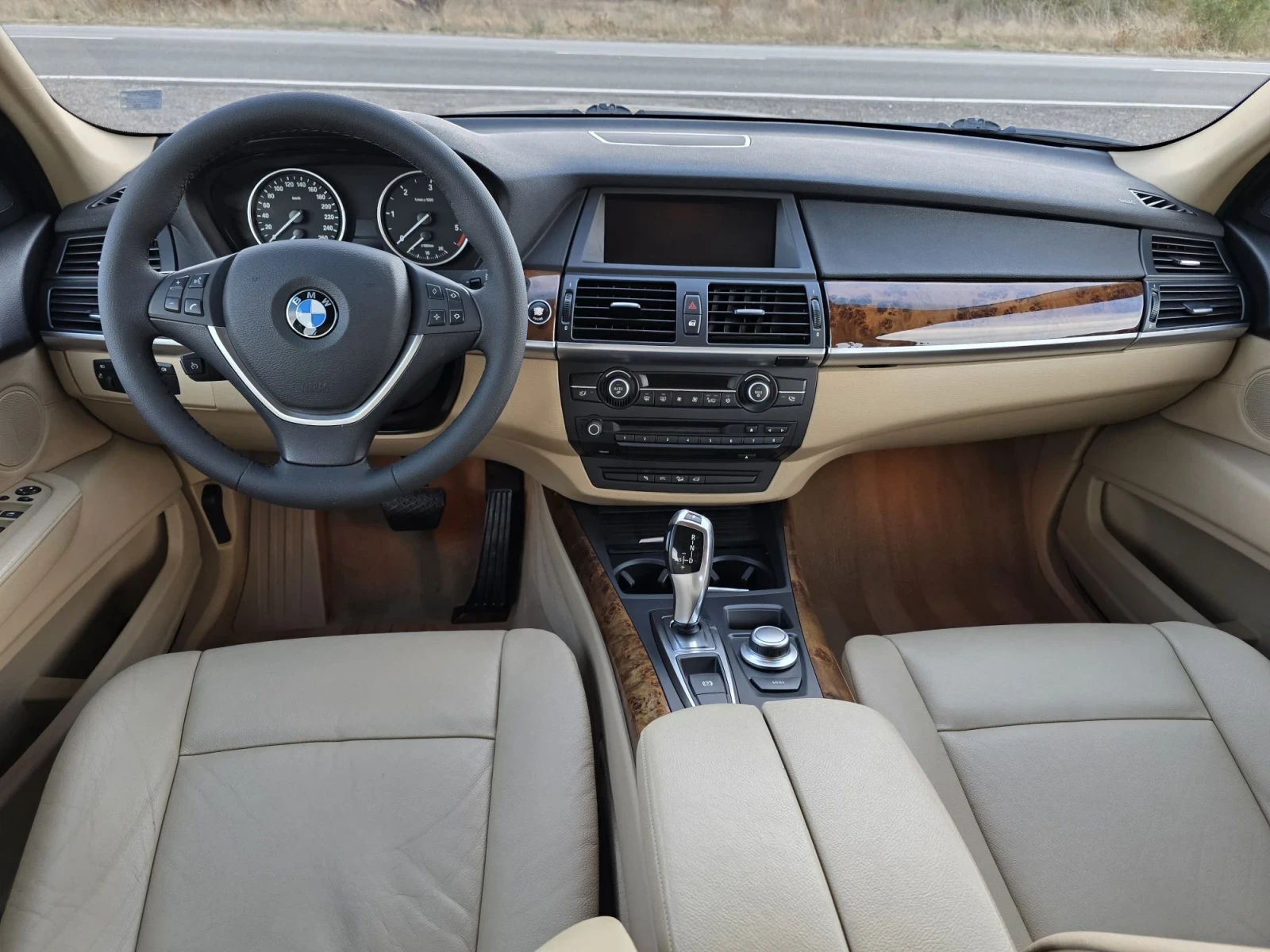 BMW X5 Обслужен/Уникат, снимка 14 - Автомобили и джипове - 56325942