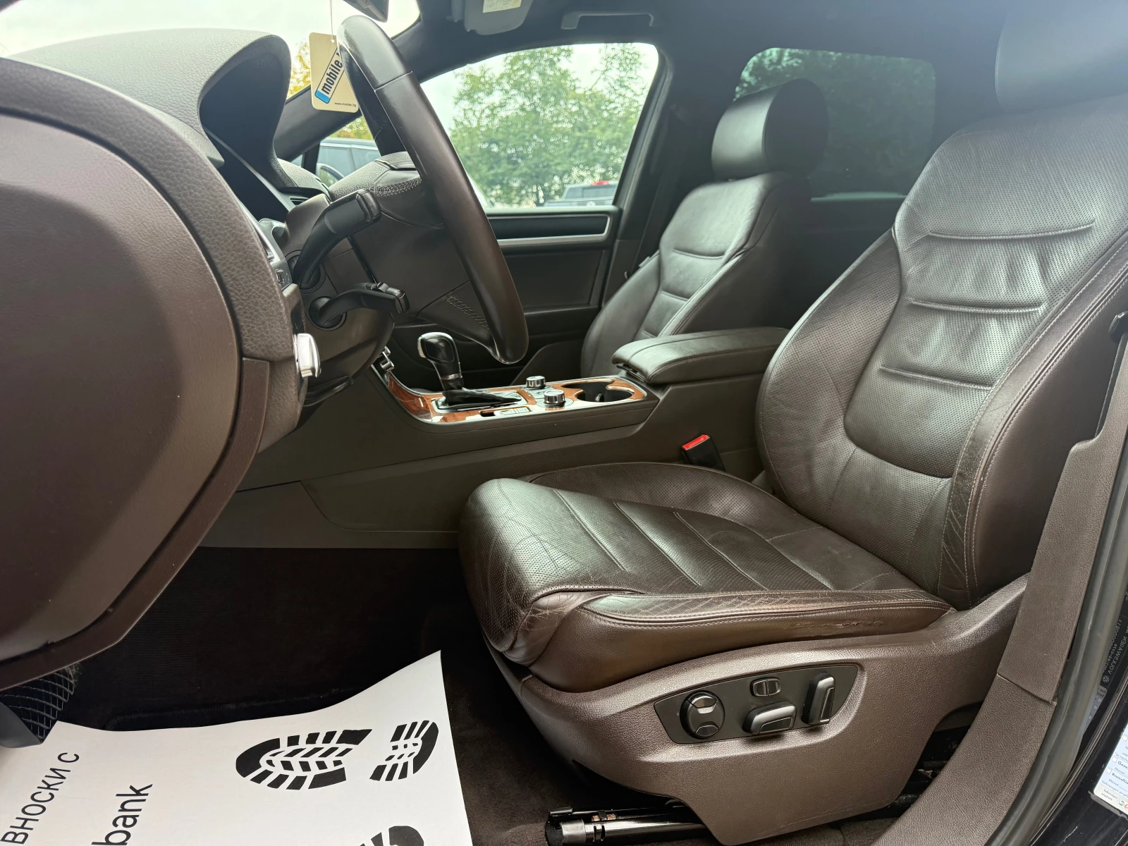 VW Touareg 3.0TDI , снимка 7 - Автомобили и джипове - 56713860