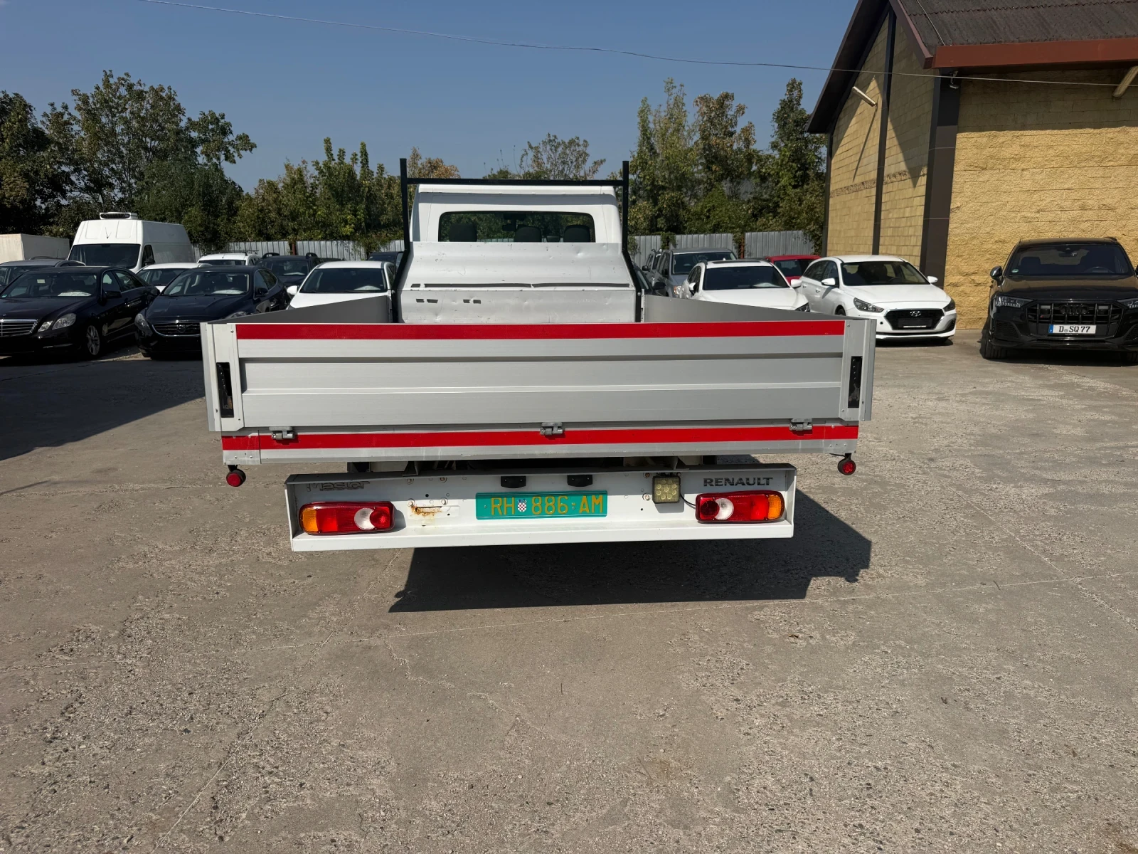 Renault Master 2.3 dci 180kc бордови , снимка 8 - Бусове и автобуси - 55901980