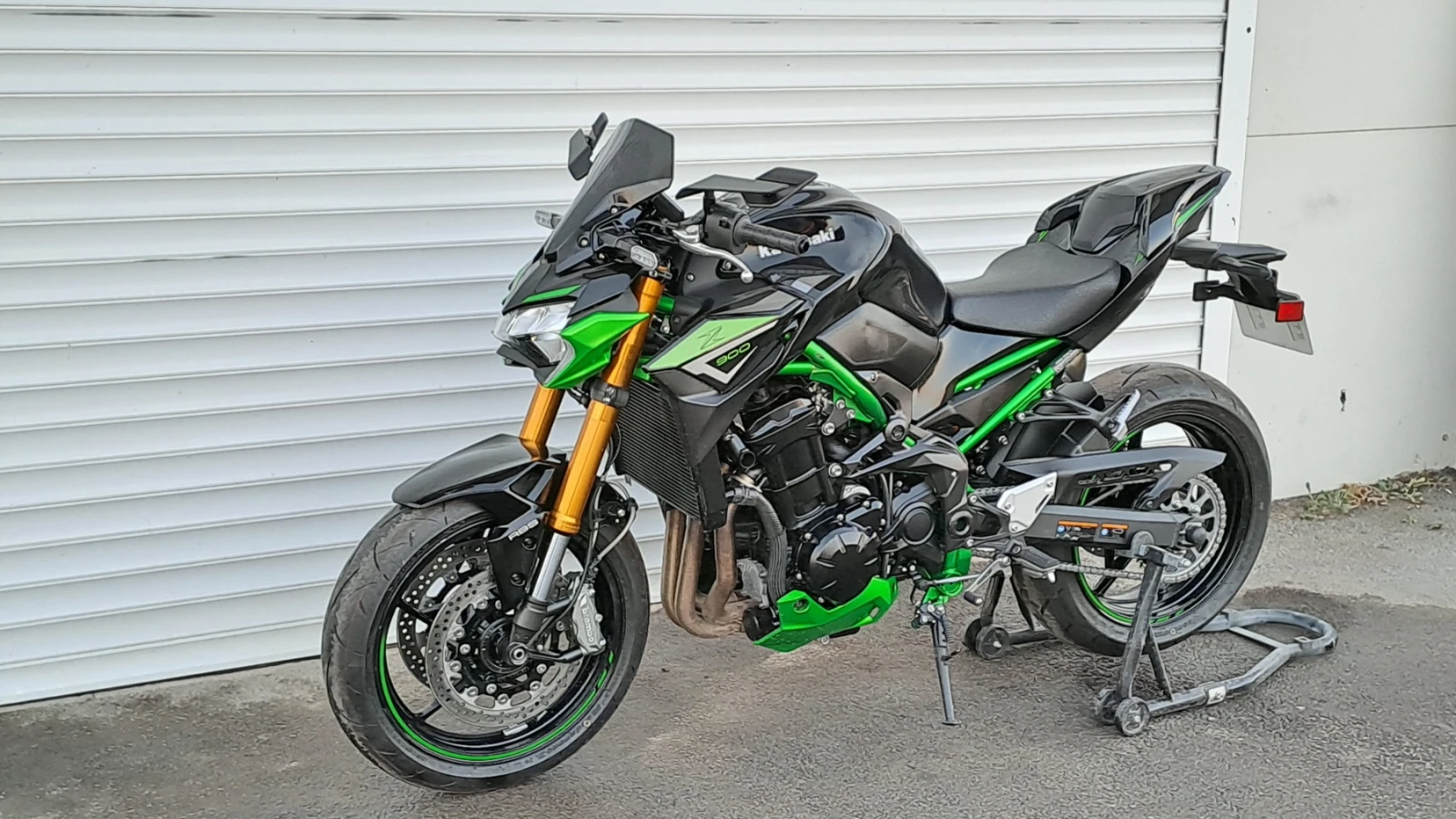Kawasaki Z 900 SE 2024 Само 325км Akrapovic , снимка 5 - Мотоциклети и мототехника - 55540652