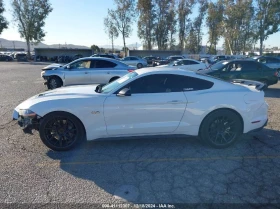 Ford Mustang GT FASTBACK 5.0L/ ФИКСИРАНА ЦЕНА!, снимка 2